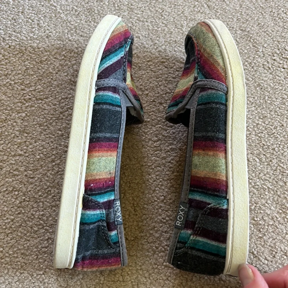 Roxy Cozy lined slip on shoes - Picture 2 of 8